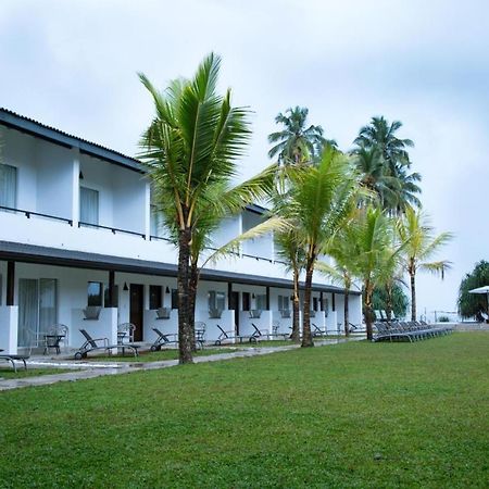 Rathna Beach Wadduwa Kalutara Exterior photo