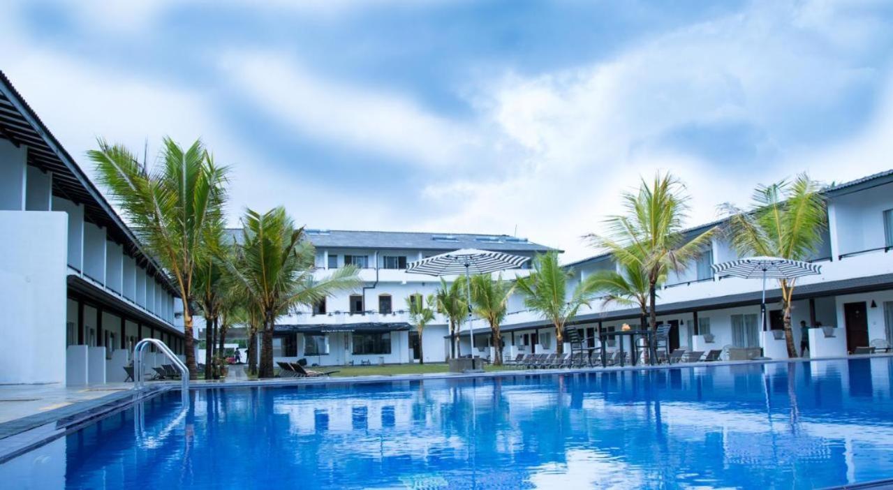Rathna Beach Wadduwa Kalutara Exterior photo
